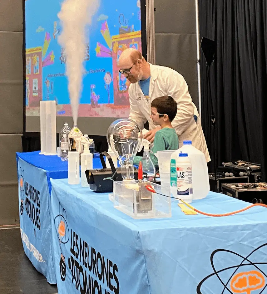 Atelier scientifique à l'école